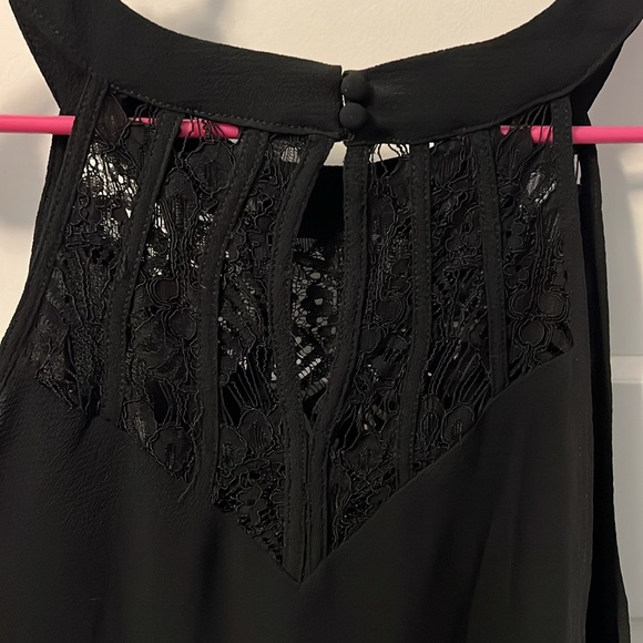 Lace Black Tank Top - Picture 4 of 4